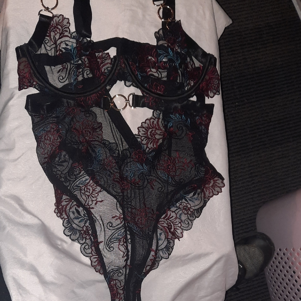 Oh La La Cheri- Azalea Lace Teddy Black, Red & Blue (Brand New)